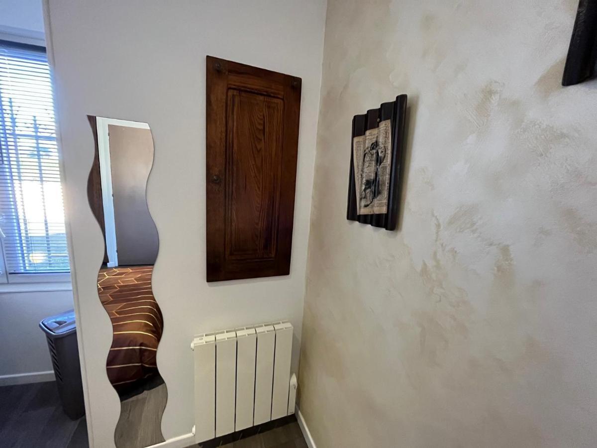 Chambres D'Hotes A La Forge Du Coglais La Selle-en-Cogles Экстерьер фото