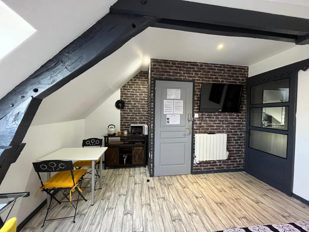 Chambres D'Hotes A La Forge Du Coglais La Selle-en-Cogles Экстерьер фото